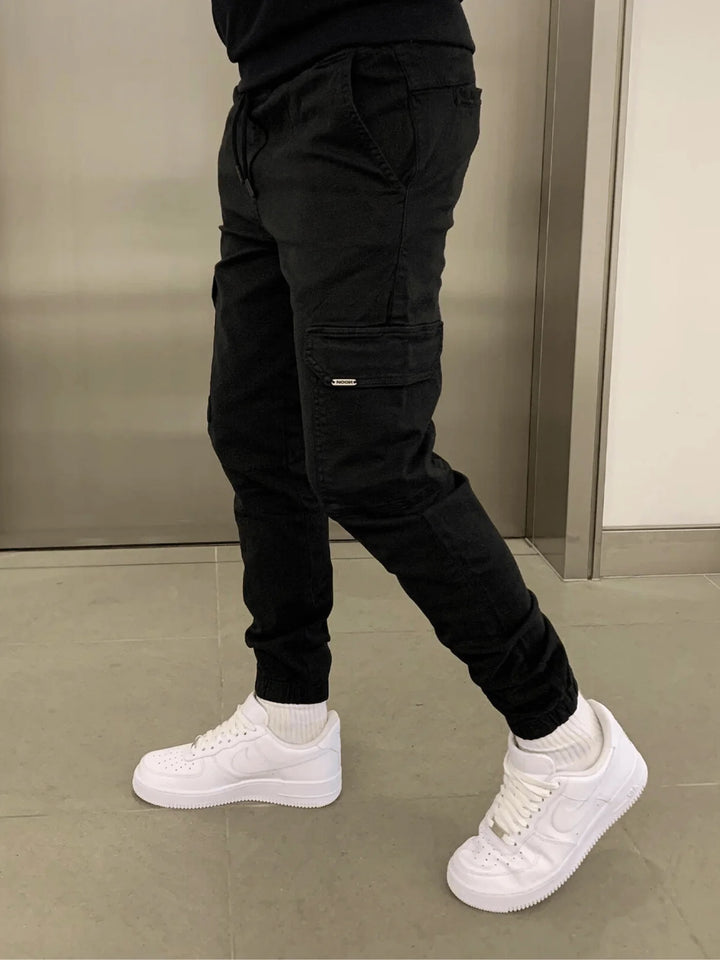 Pantalón Cargo Slim · Mott