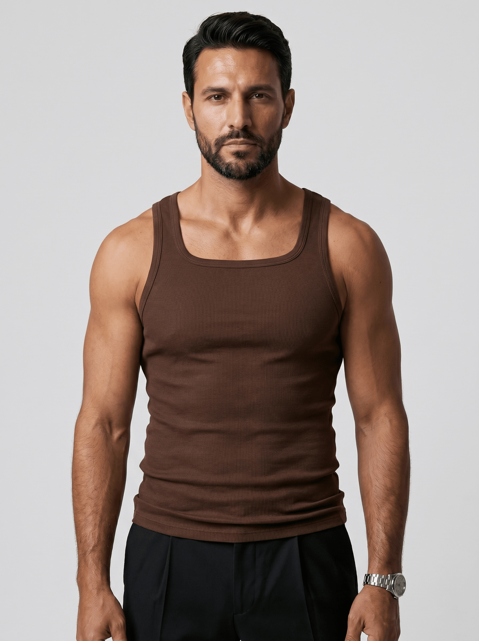 Camiseta Kael™ – Canalé Estructurado con Cuello Cuadrado