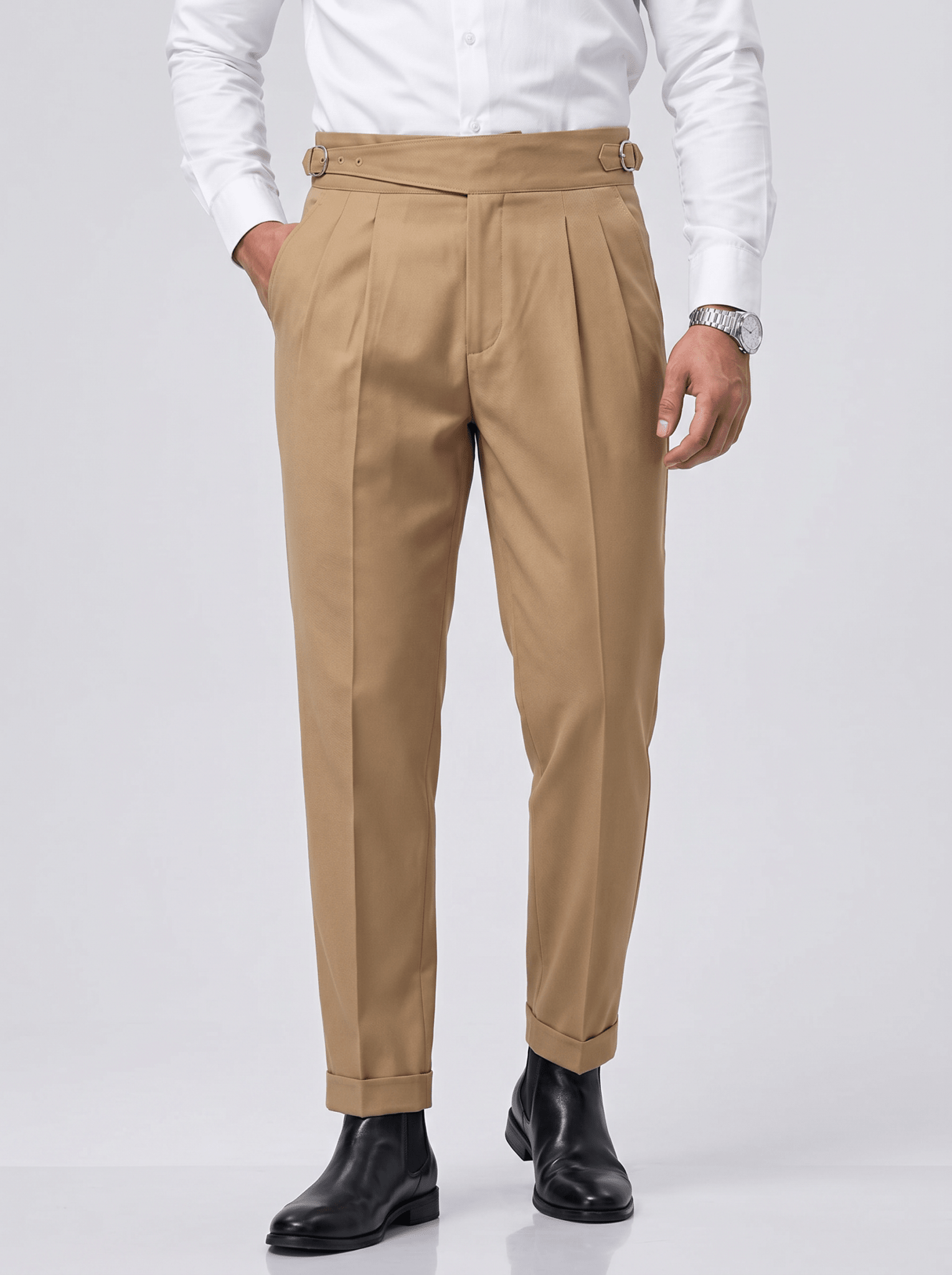 Pantalón Astor™ – Corte Sartorial con Cinturilla Gurkha