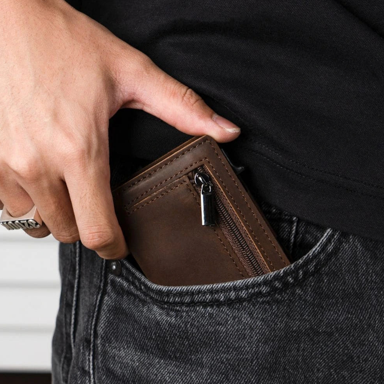 Cartera Arven™ | Compacta, Segura y Funcional