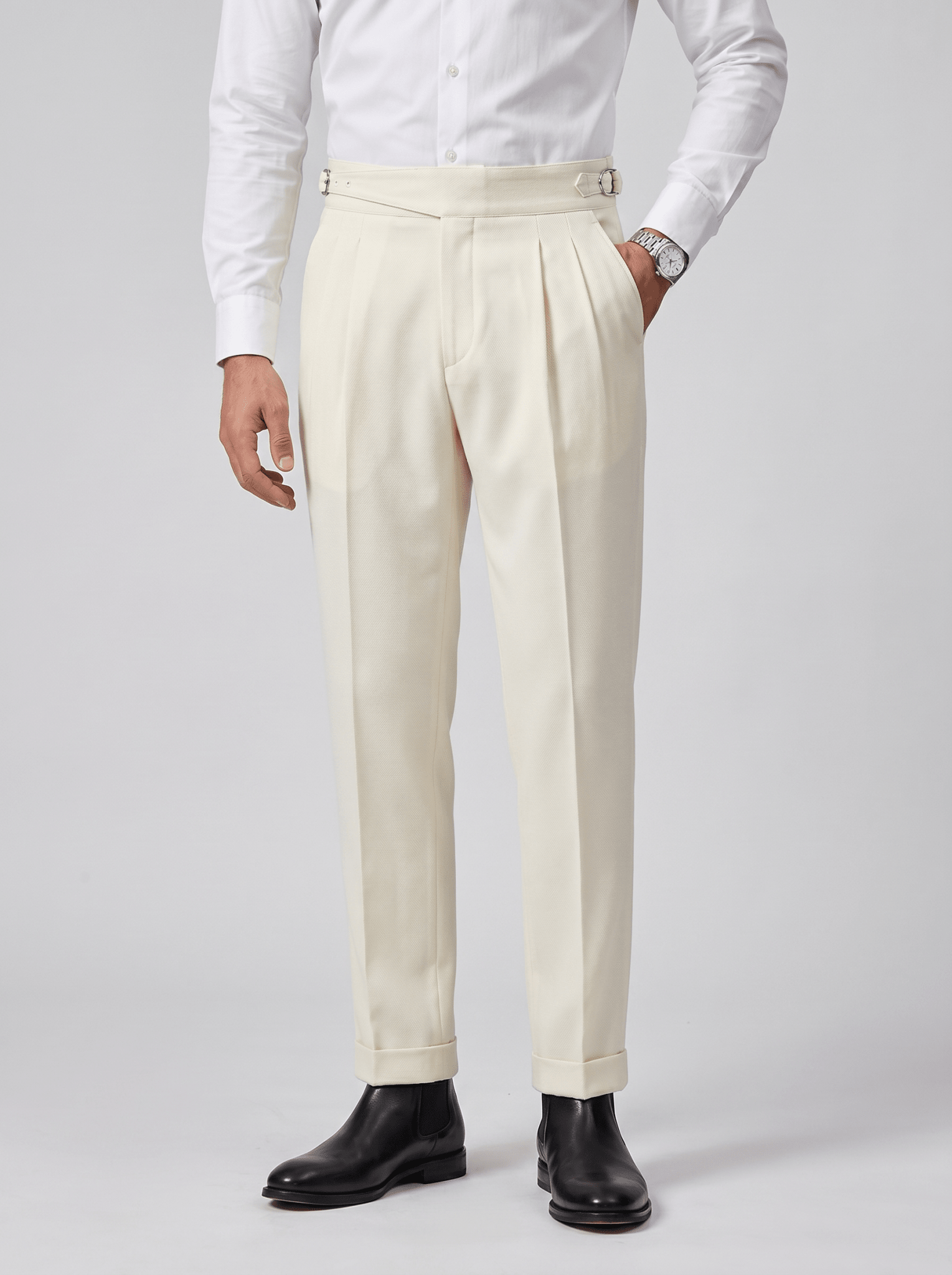 Pantalón Astor™ – Corte Sartorial con Cinturilla Gurkha