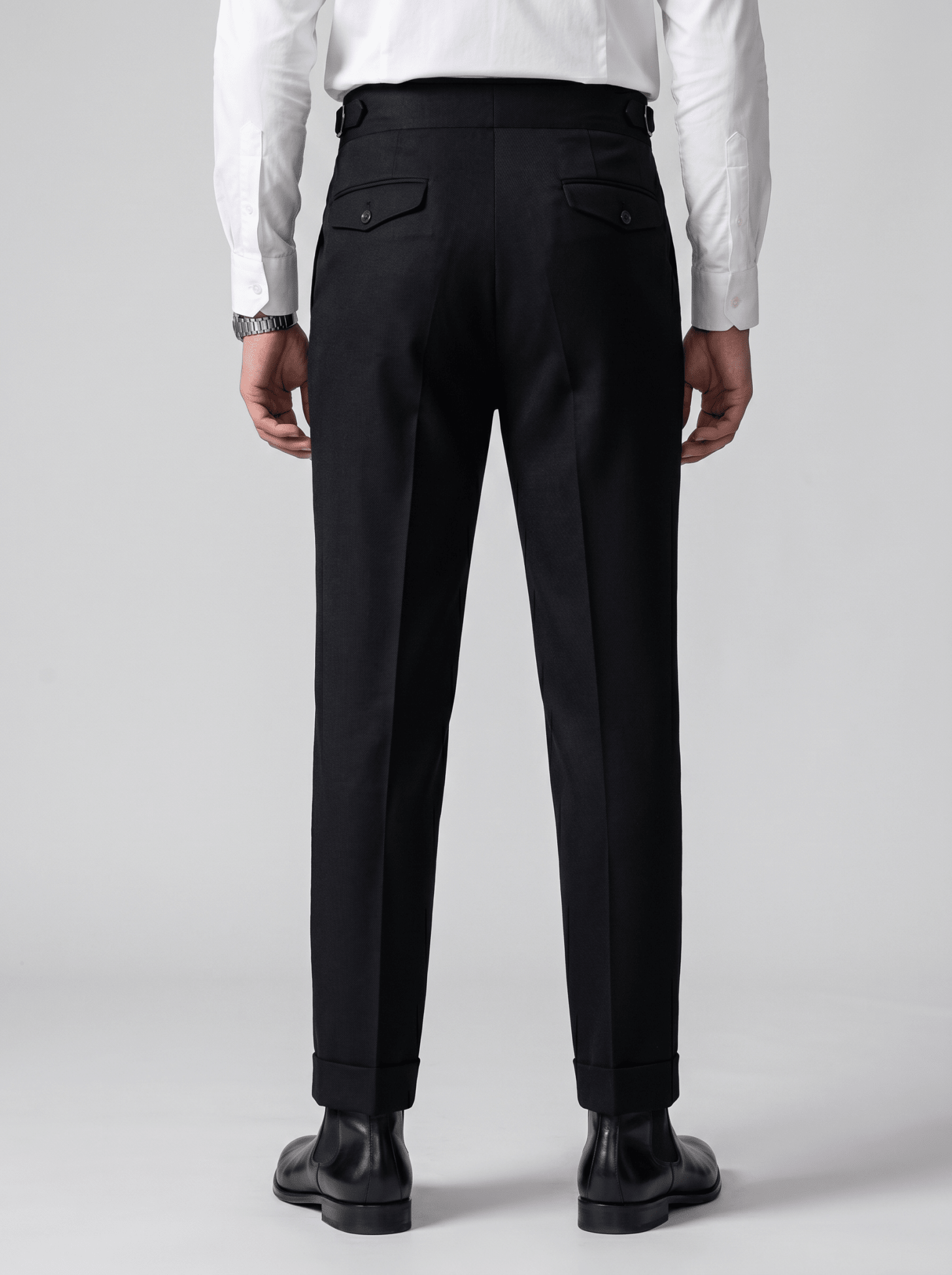 Pantalón Astor™ – Corte Sartorial con Cinturilla Gurkha